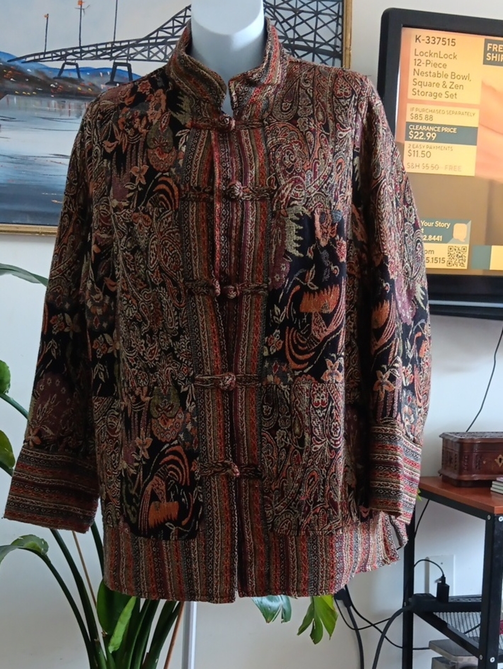 White Stag Black Paisley Embroidered Mandarin Collar Jacket